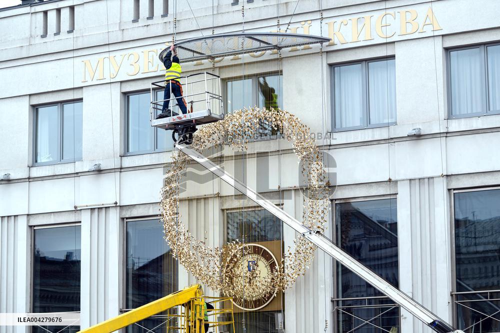 More than 5,000 origami to be installed at Kyiv History Museum