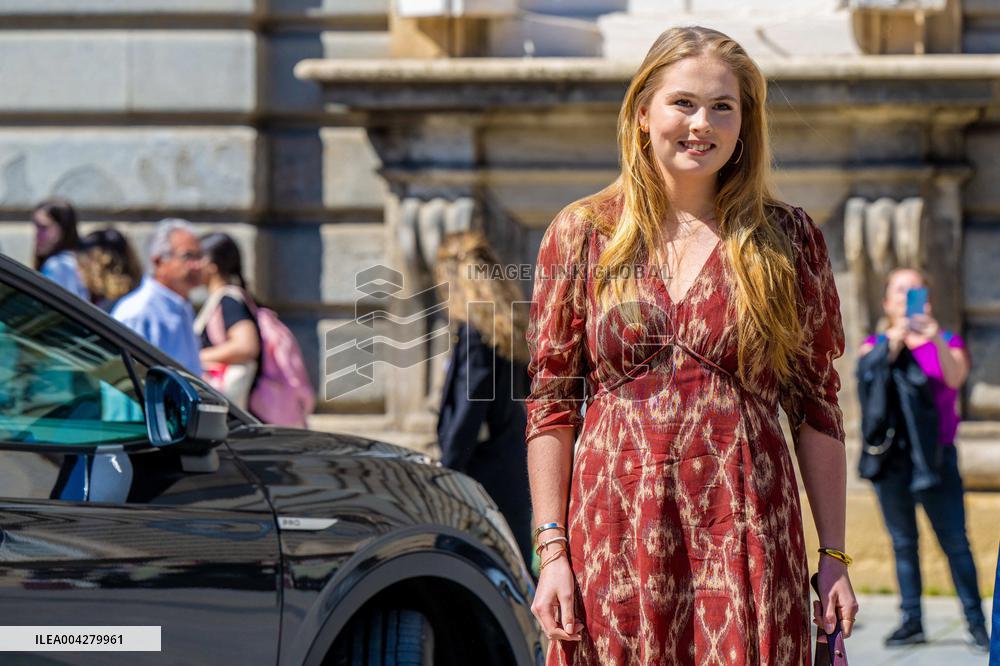 Princess Amalia Of The Netherlands Unveils A Plaque - Madrid