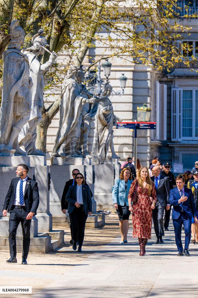 Princess Amalia Of The Netherlands Unveils A Plaque - Madrid