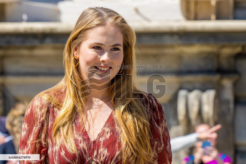 Princess Amalia Of The Netherlands Unveils A Plaque - Madrid