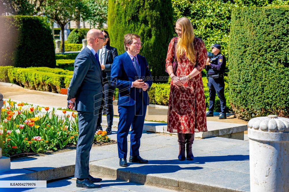 Princess Amalia Of The Netherlands Unveils A Plaque - Madrid