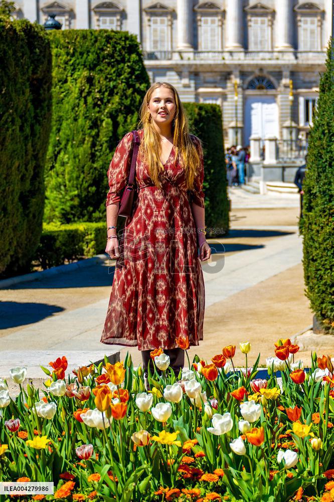 Princess Amalia Of The Netherlands Unveils A Plaque - Madrid