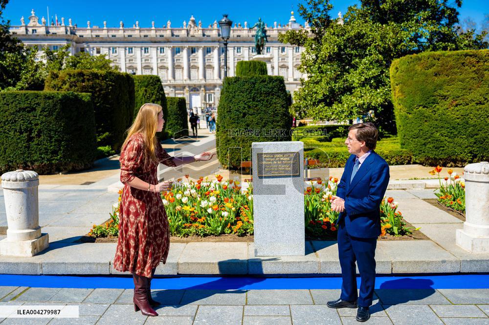 Princess Amalia Of The Netherlands Unveils A Plaque - Madrid