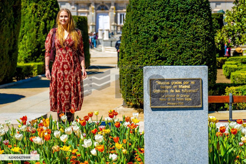 Princess Amalia Of The Netherlands Unveils A Plaque - Madrid