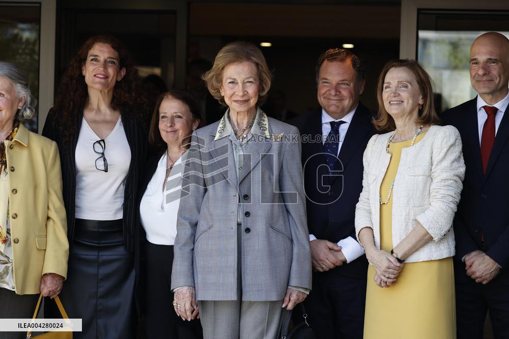 Queen Sofia Launches Extraordinary Brains Campaign - Madrid