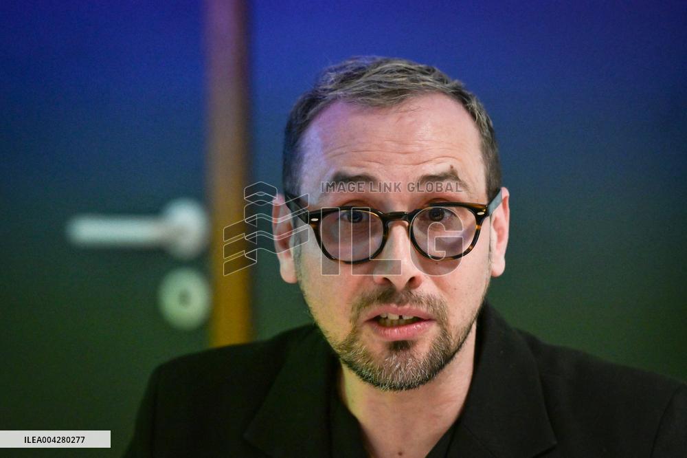 Laurent Marcangeli visits Institut Gustave Roussy near Paris FA