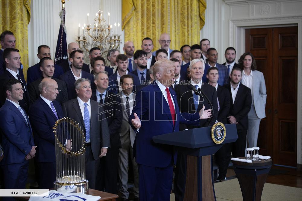 Donald Trump welcomes Los Angeles Dodgers - Washington