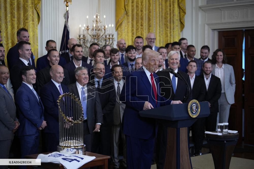 Donald Trump welcomes Los Angeles Dodgers - Washington
