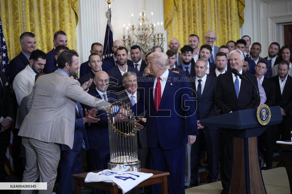 Donald Trump welcomes Los Angeles Dodgers - Washington
