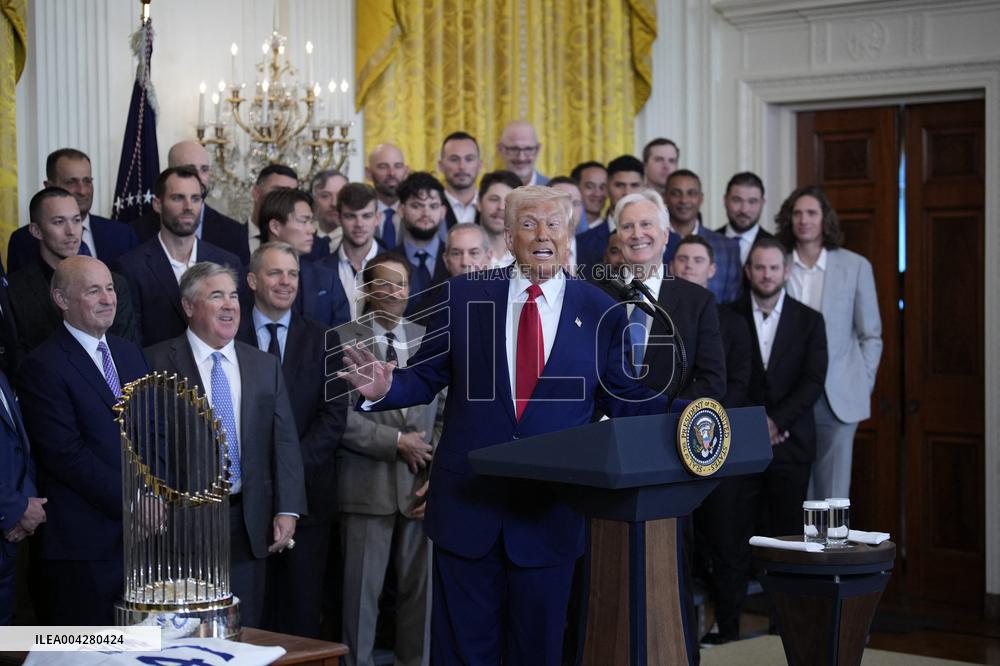 Donald Trump welcomes Los Angeles Dodgers - Washington