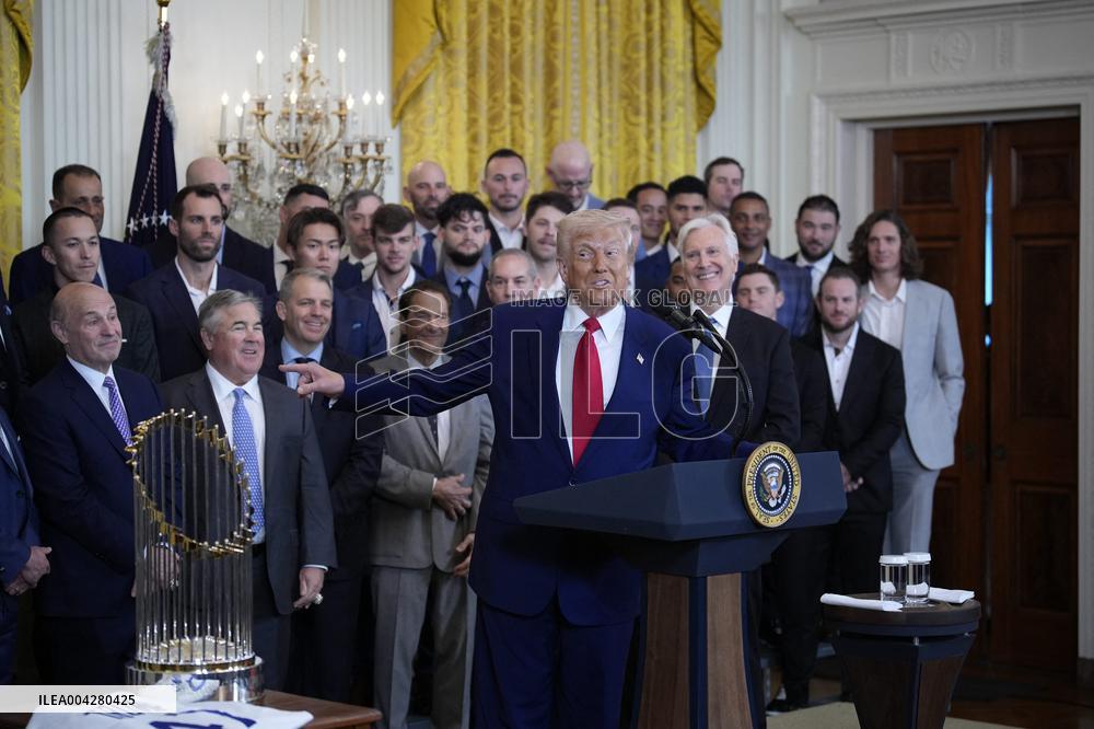 Donald Trump welcomes Los Angeles Dodgers - Washington