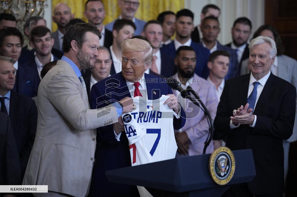 Donald Trump welcomes Los Angeles Dodgers - Washington