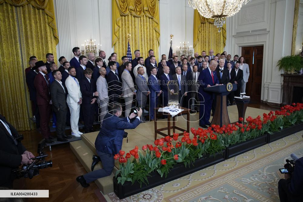 Donald Trump welcomes Los Angeles Dodgers - Washington