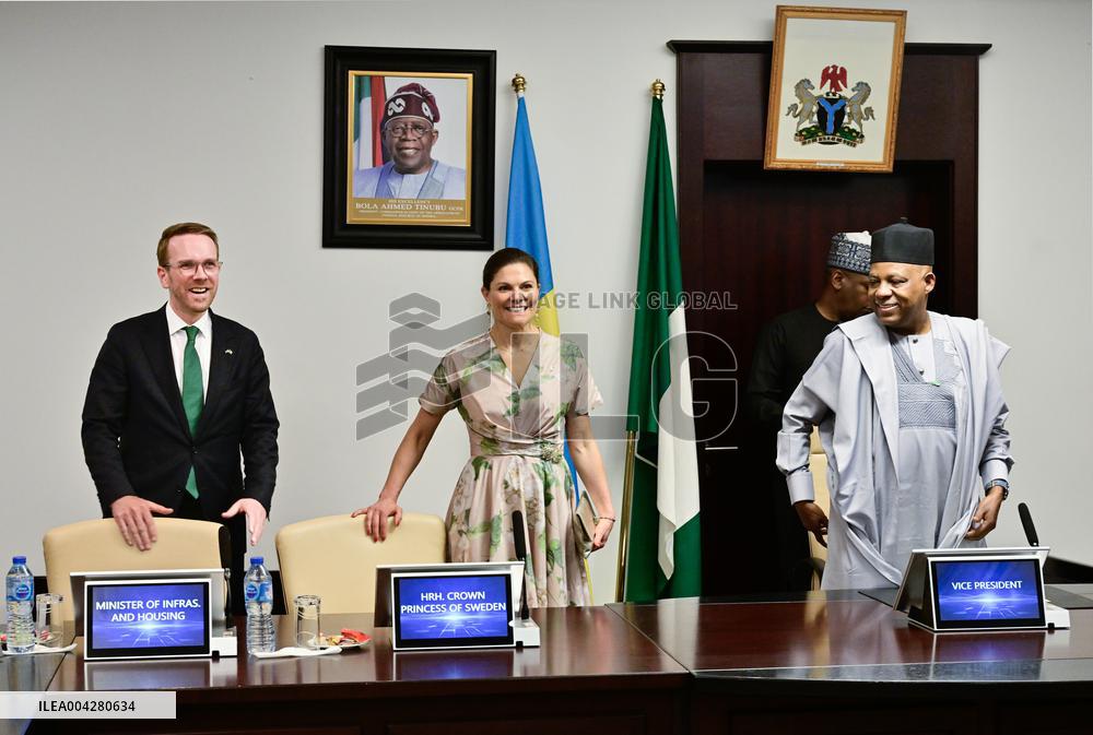CROWN PRINCESS VICTORIA IN NIGERIA