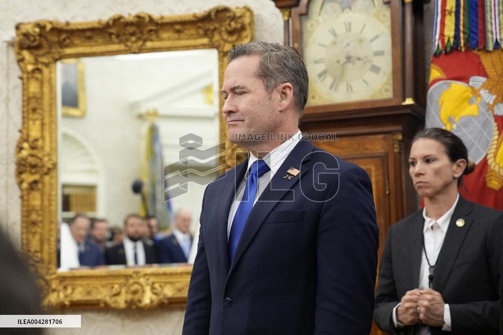 Donald Trump meets with Benjamin Netanyahu - Washington