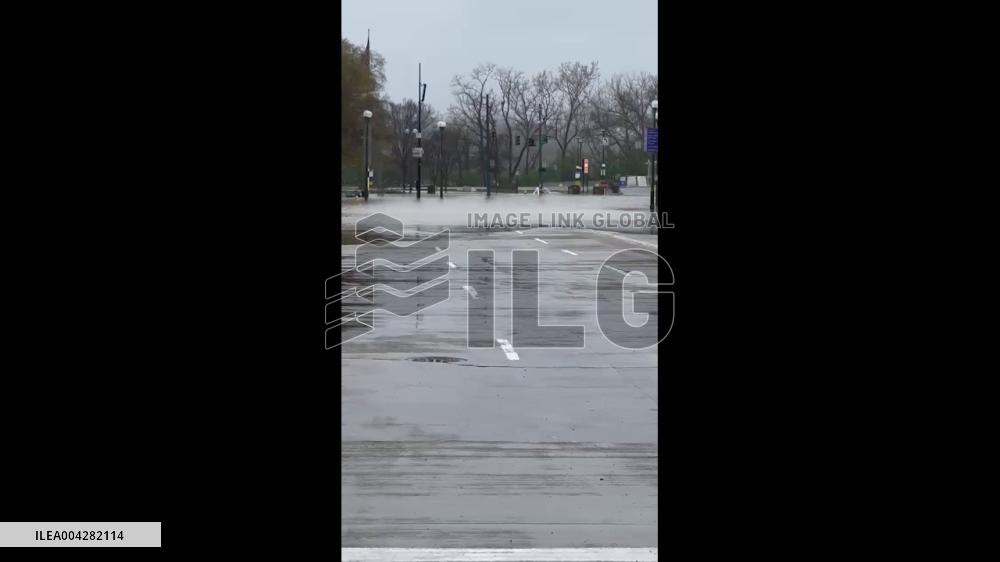 US: Cincinnati Flooding Continues as Ohio River Crests at Highest Level 2