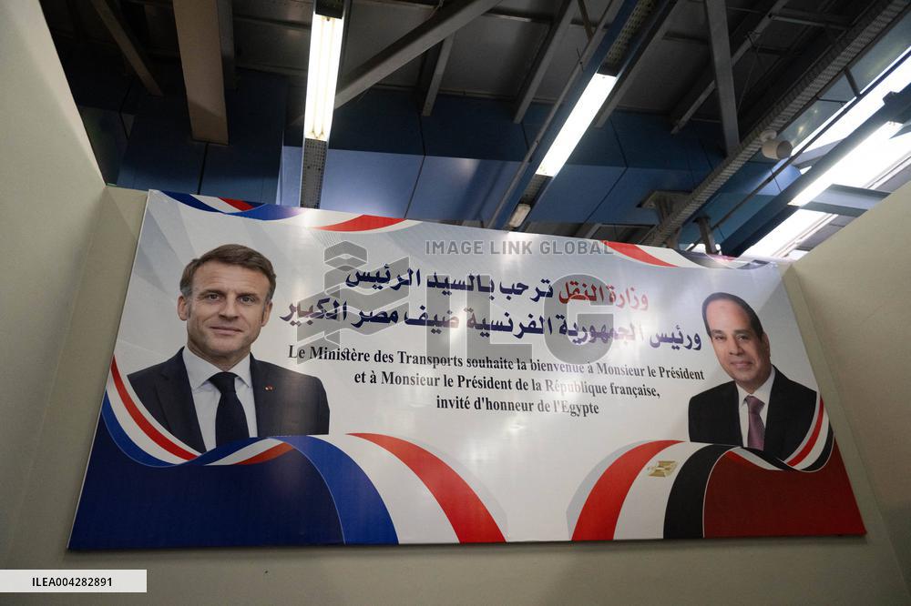 Presidents Sissi And Macron Ride The Metro - Cairo