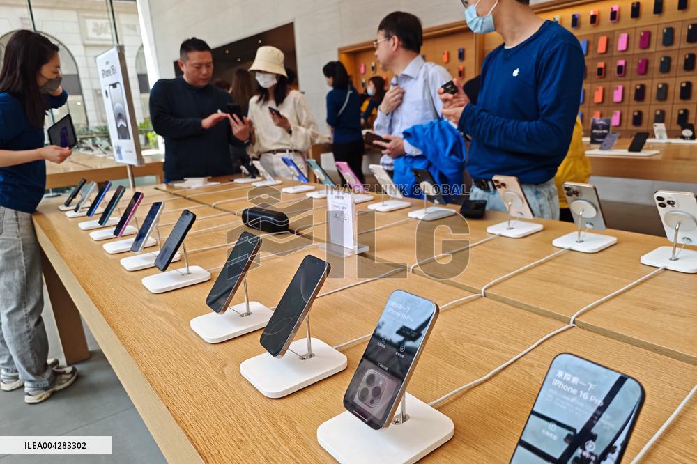 Apple Hit By Tariffs