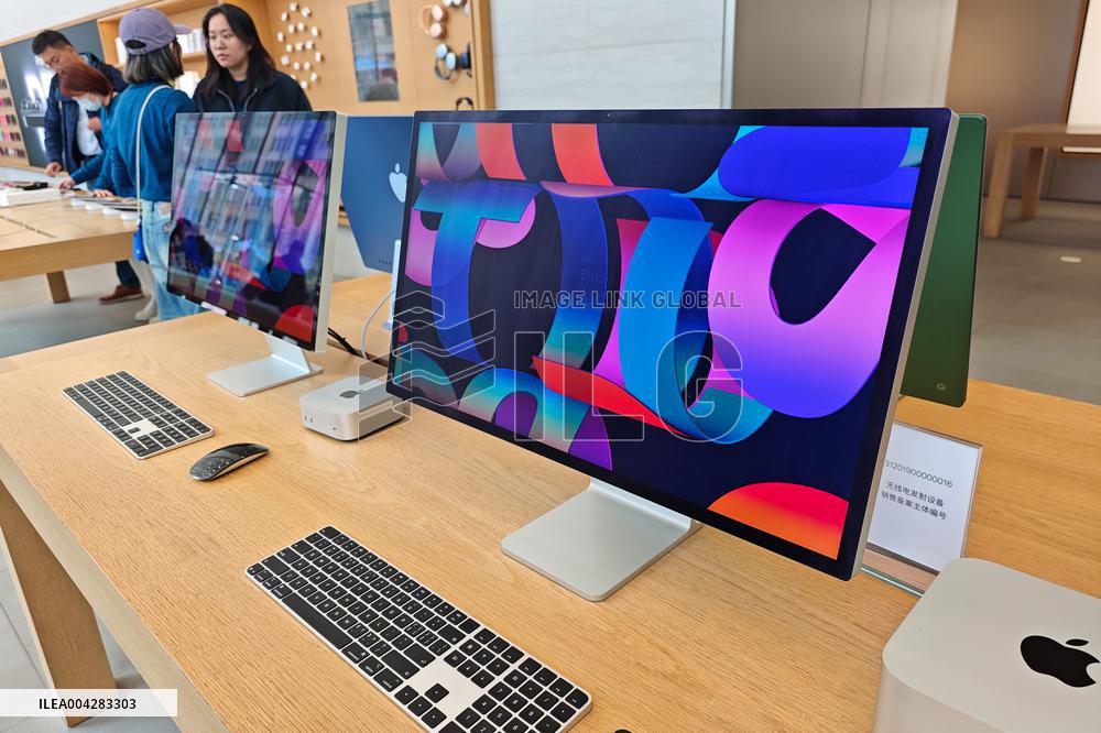 Apple Hit By Tariffs