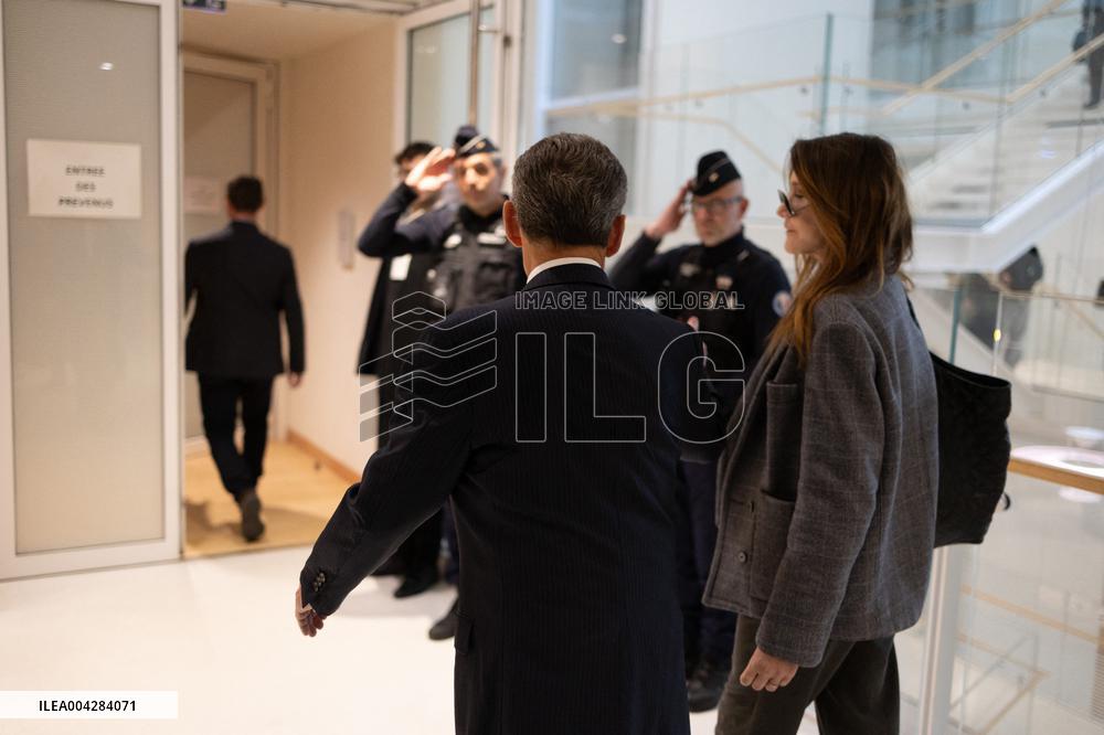 Trial for illegal campaign financing from Lybia - Paris RL