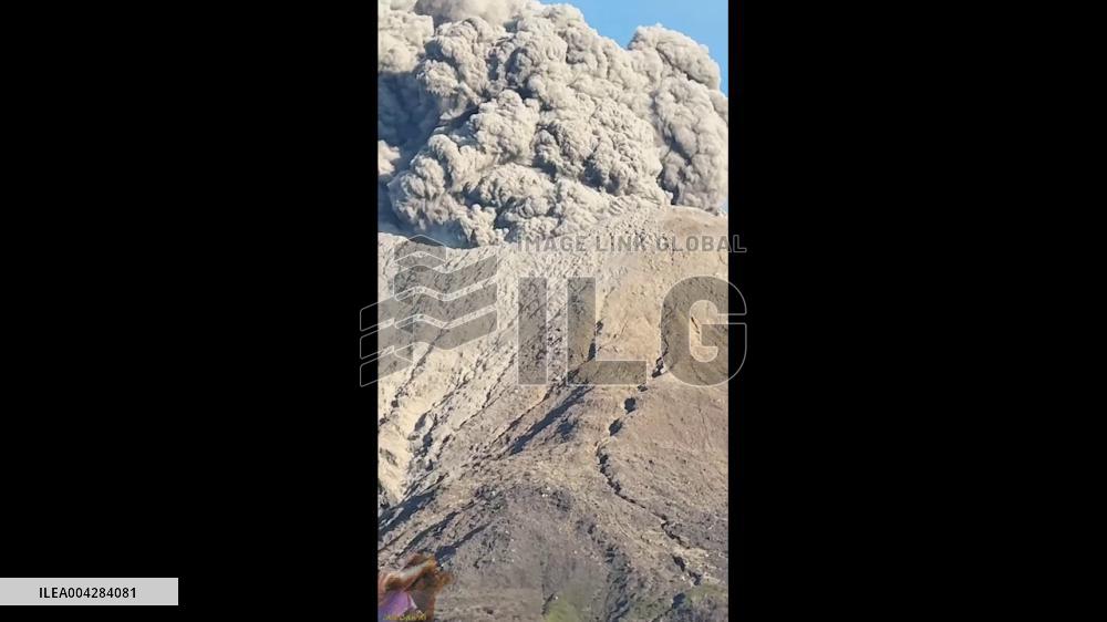 Philippines: Mount Kanlaon Erupts Sending Massive Ash Smoke Into Air