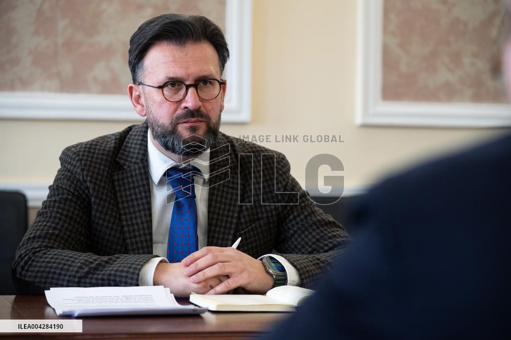 Andrii Nadzhos meets with OSCE High Commissioner