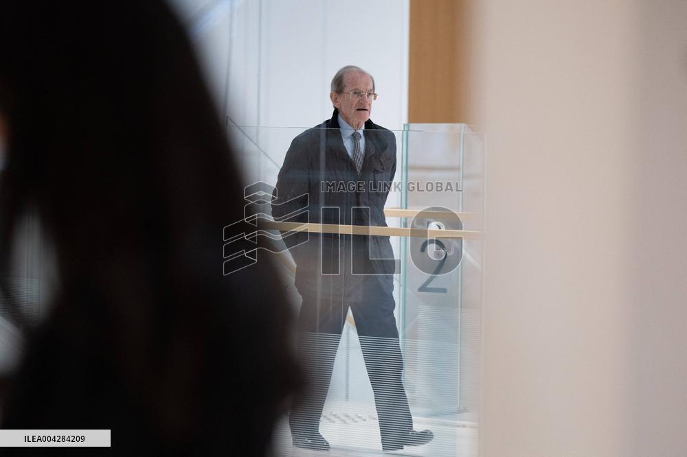 Trial for illegal campaign financing from Lybia - Paris RL