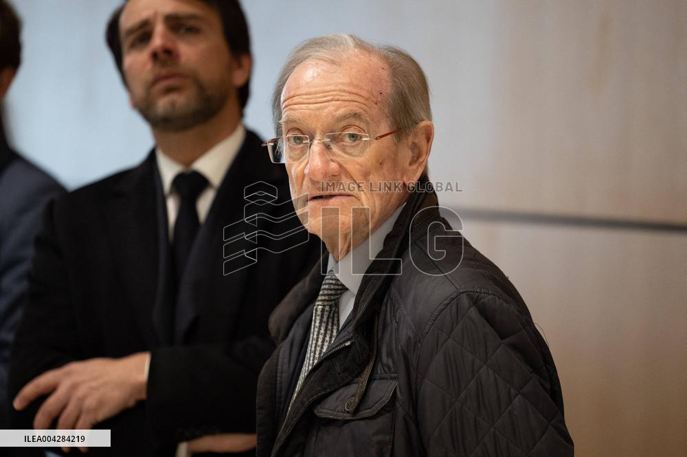 Trial for illegal campaign financing from Lybia - Paris RL