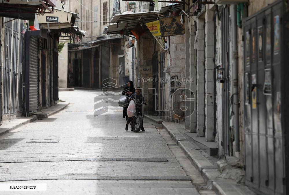 Palestinians general strike across West Bank and East Jerusalem
