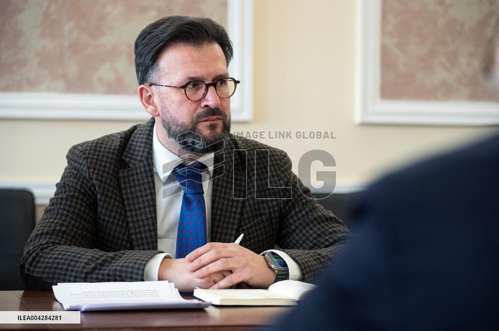 Andrii Nadzhos meets with OSCE High Commissioner