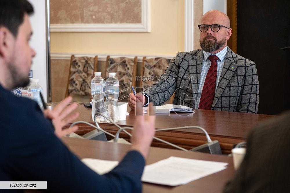 Andrii Nadzhos meets with OSCE High Commissioner