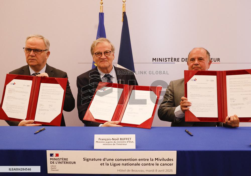 Submission of the MIVILUDE Report - Paris