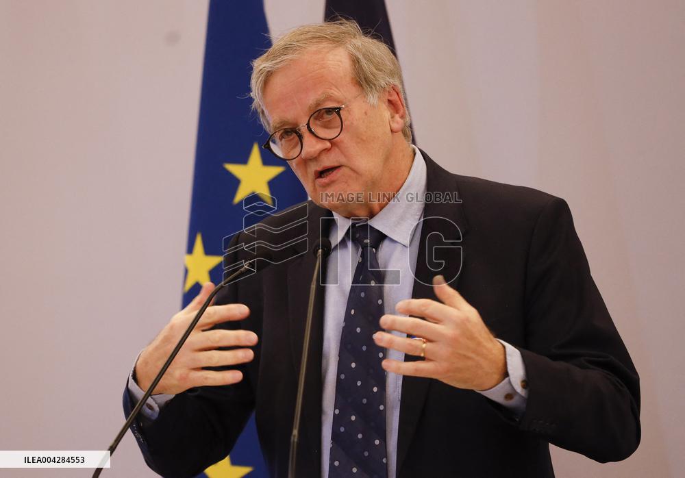 Submission of the MIVILUDE Report - Paris