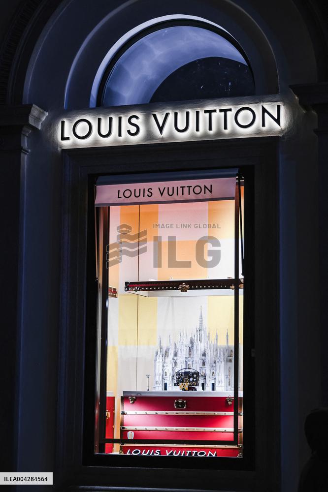 Louis Vuitton Reopens Historic Milan Boutique with Café and Restaurant - Italy