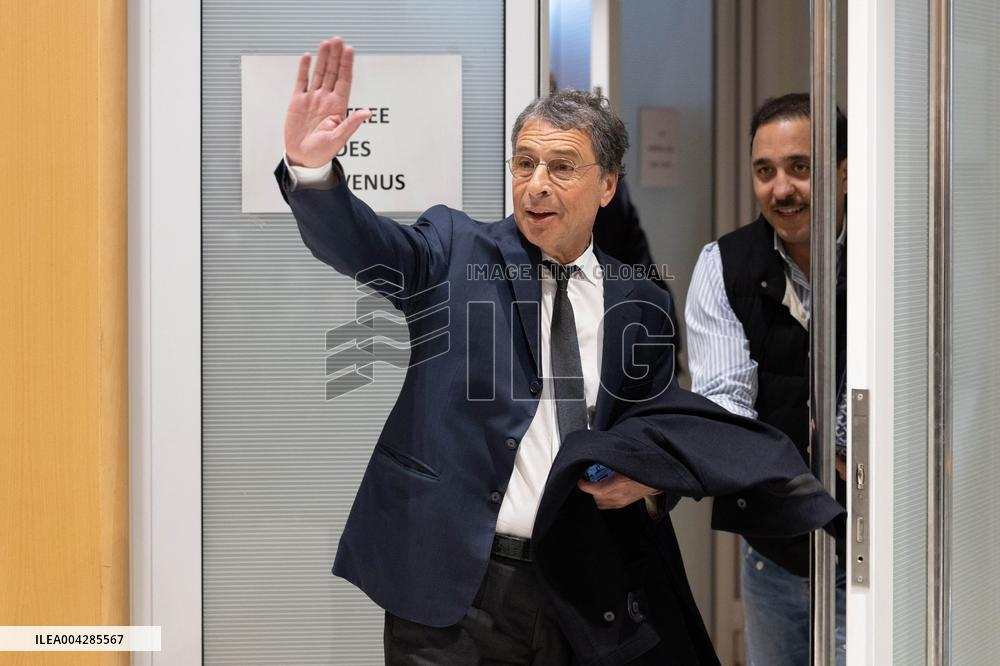 Trial for illegal campaign financing from Lybia - Paris RL