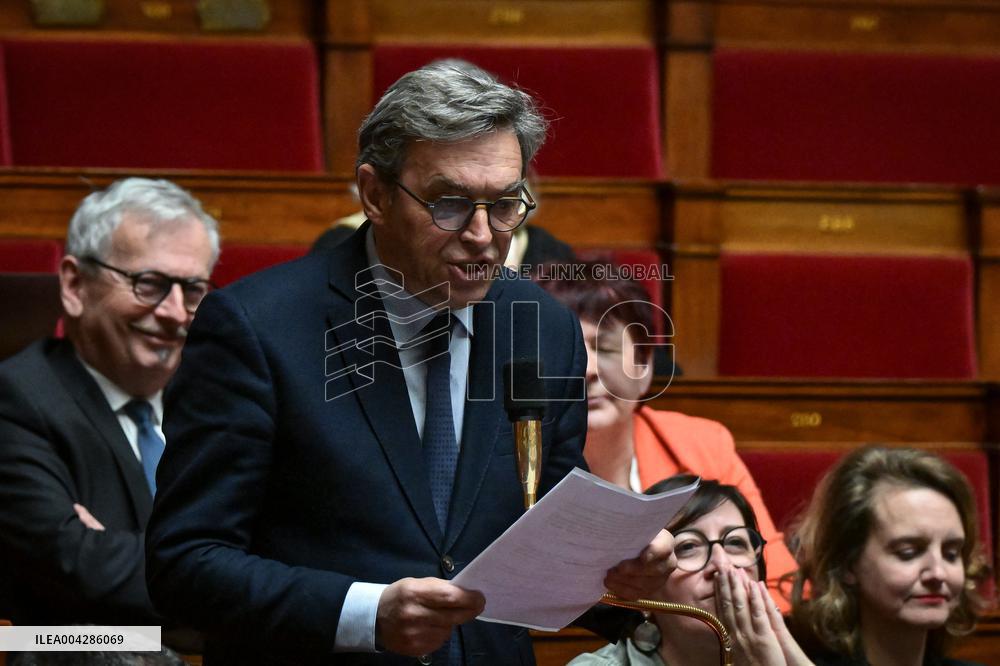 Questions to the government at the National Assembly in Paris FA