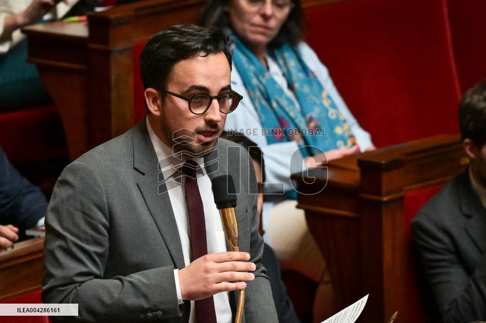 Questions to the government at the National Assembly in Paris FA