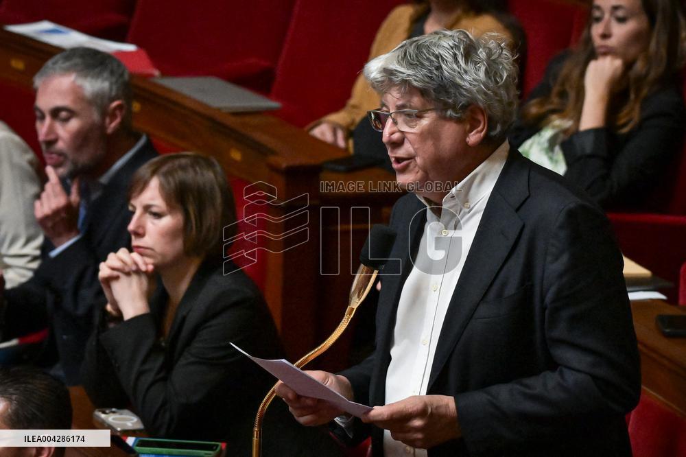 Questions to the government at the National Assembly in Paris FA
