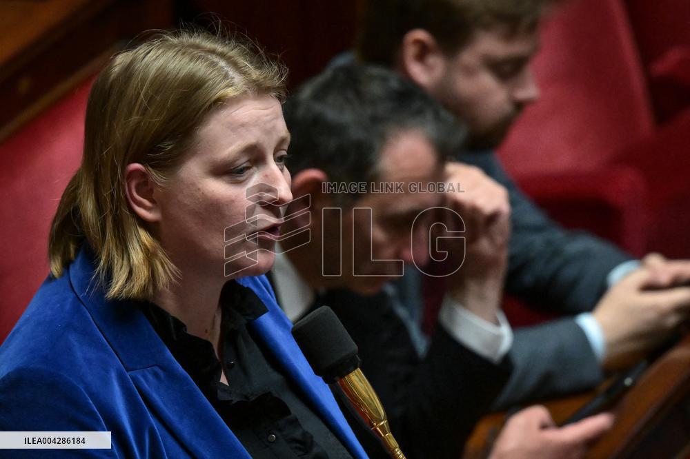Questions to the government at the National Assembly in Paris FA