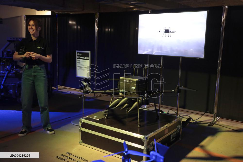 Volodymyr Zelenskyy and Bart De Wever meet representatives of Ukrainian and Belgian defence industries