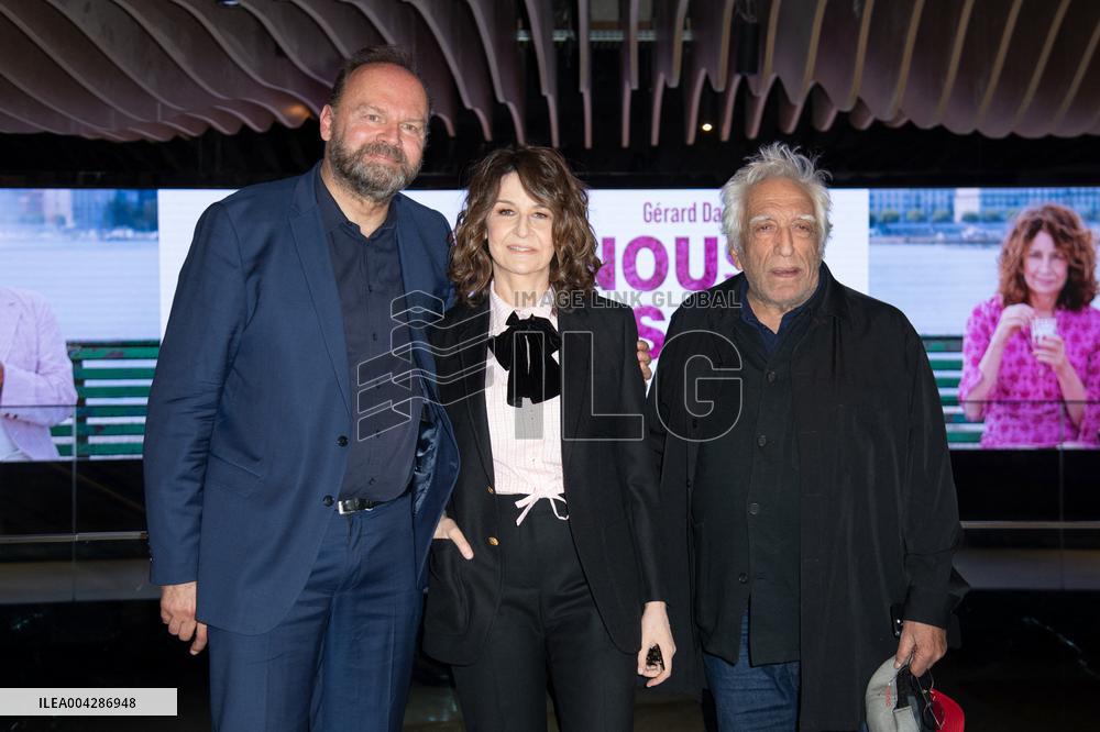 Aimons Nous Vivants Premiere