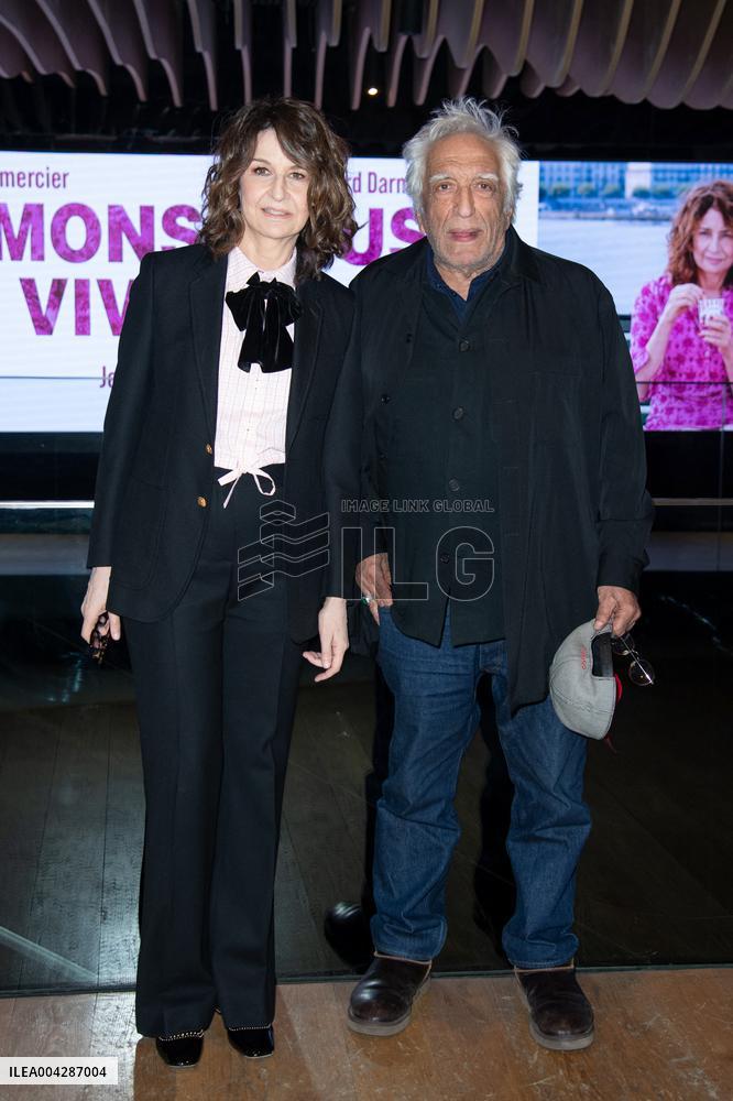 Aimons Nous Vivants Premiere