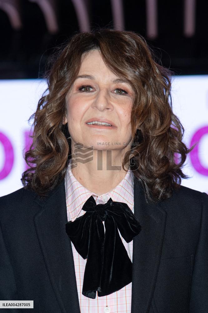 Aimons Nous Vivants Premiere