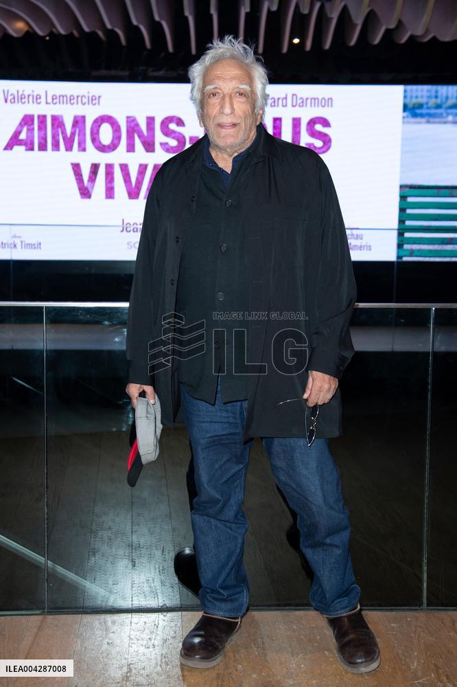 Aimons Nous Vivants Premiere