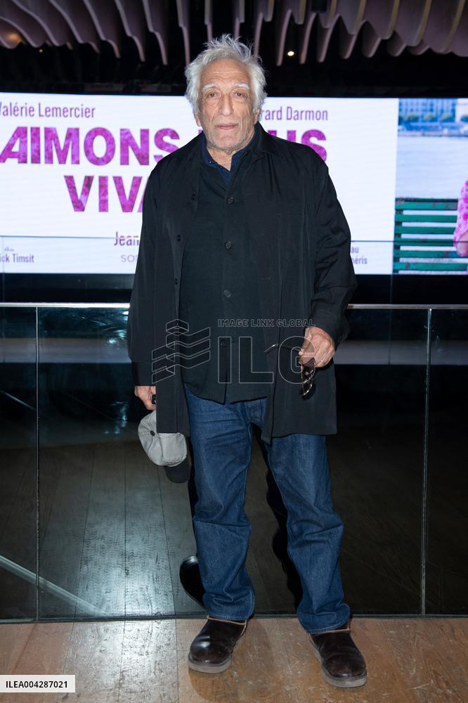 Aimons Nous Vivants Premiere