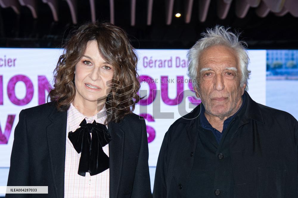 Aimons Nous Vivants Premiere