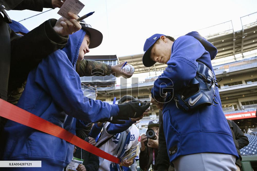 Baseball: Dodgers vs. Nationals