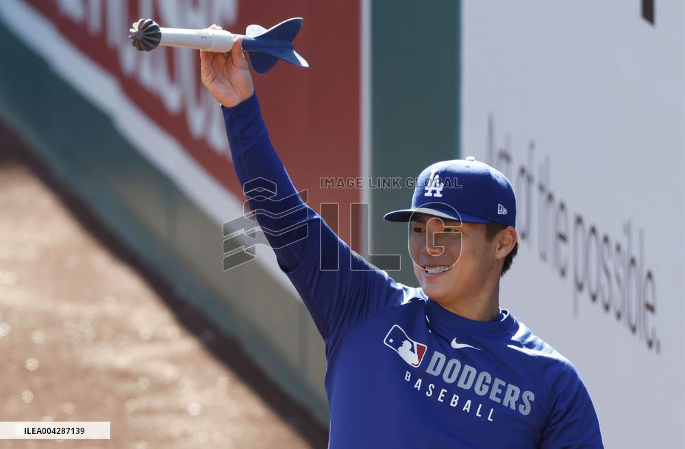 Baseball: Dodgers vs. Nationals