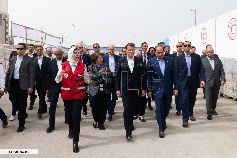 Presidents Macron And Sissi Visit To Red Crescent Logistics Center - El Arish