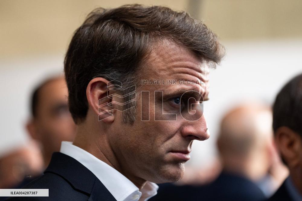 Presidents Macron And Sissi Visit To Red Crescent Logistics Center - El Arish